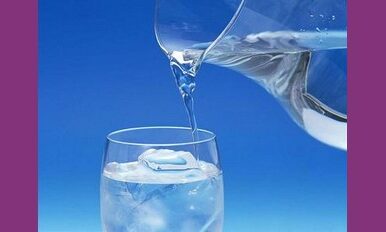 Conseils pour protéger les personnes âgées en cas de canicule